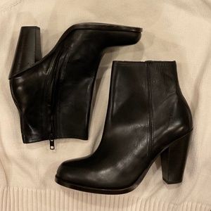 Frye black leather boots Size 6 1/2
